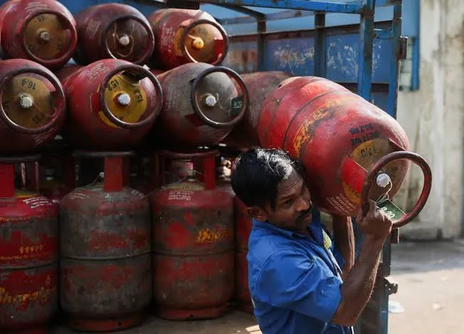 स्वयंपाकघरात गॅसऐवजी चालणार इथेनॉल! सर्वसामान्यांचे गॅस बिल कमी करण्यासाठी सरकारचा मोठा प्लॅन