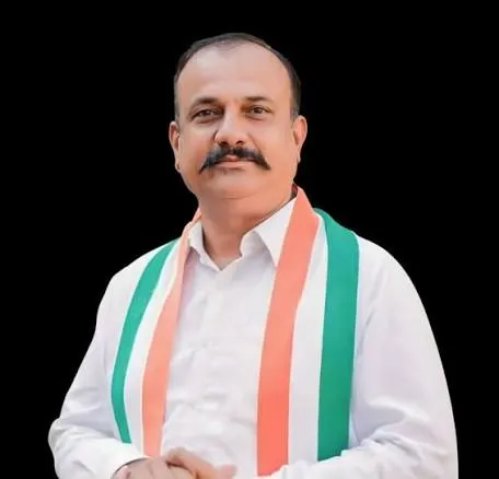  'वीज बिल माफी अदानीसाठी!'; काँग्रेसचा सरकारवर हल्लाबोल, राजकीय घडामोडींना वेग