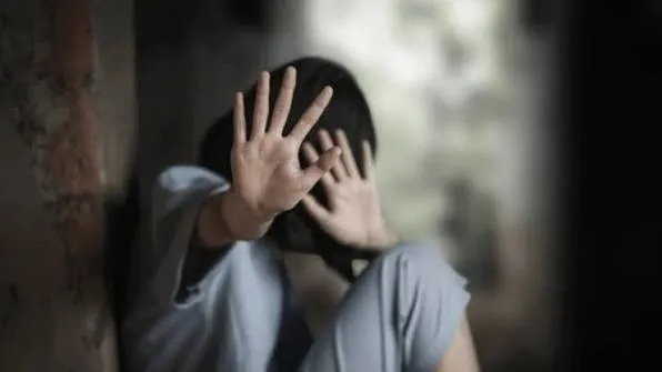 अत्यंत निंदनीय! ६५ वर्षीय नराधमाने सख्ख्या बहिणींना केले अत्याचाराचे शिकार; आरोपी पोलिसांच्या ताब्यात