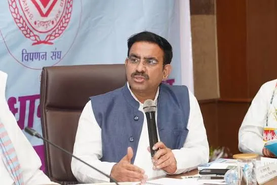 'बेगानी शादीत अब्दुल्ला दिवाना'; परिणय फुके यांचा संजय राऊतांना टोला