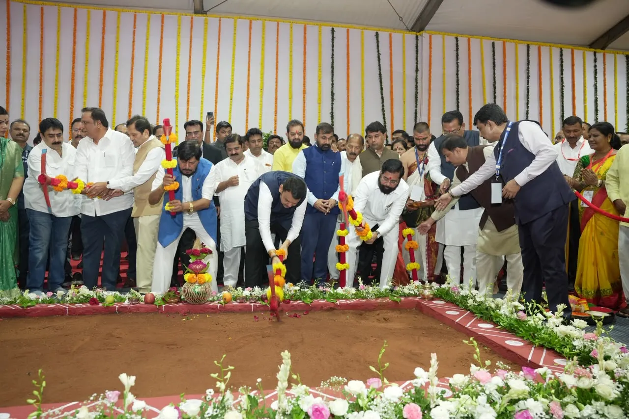 लोकशाहीर अण्णा भाऊ साठे यांचे भव्य स्मारक वंचितांच्या संघर्षाचे प्रेरणास्थान – मुख्यमंत्री फडणवीस