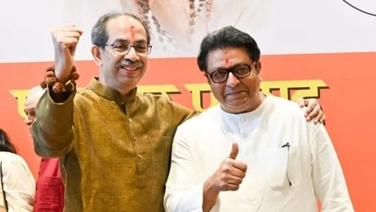 आंदोलक विद्यार्थ्यांवरील गुन्हे मागे न घेतल्यास तीव्र आंदोलन होणार; ठाकरे बंधूंचा इशारा