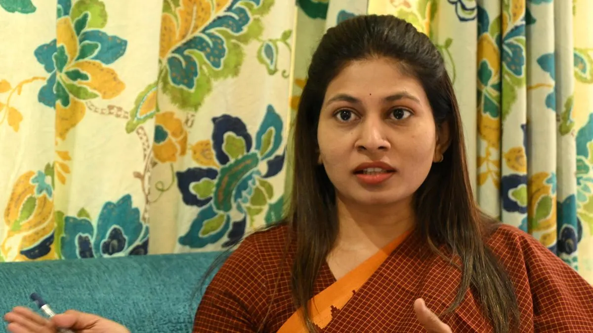 रक्षा खडसे आक्षेपार्ह भाषा प्रकरण; विजय चौधरींच्या पीएला पुण्यातून अटक