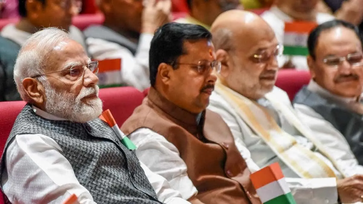 केंद्रीय मंत्रिमंडळात मोठे बदल होणार? श्रीकांत शिंदेंच्या नावाची चर्चा