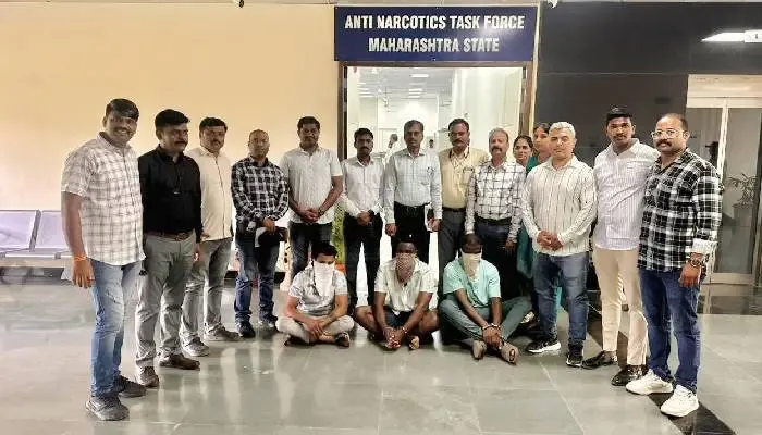पुण्यात अंमली पदार्थ विरोधी पथकाची कारवाई; दोन परदेशी नागरिकांसह तिघे अटकेत