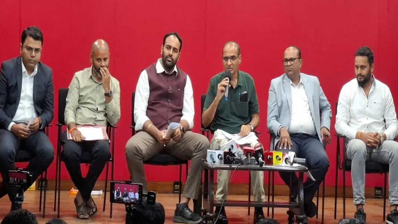 चाकण एमआयडीसीतील समस्यांमुळे उद्योजक संतप्त; २० उद्योग स्थलांतराच्या मार्गावर