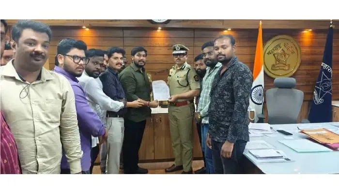 पुण्यातील गणेश विसर्जन मिरवणुकीतील स्पीकरवरील निर्बंध मागे घ्या; युवासेनेची पुणे पोलीस आयुक्तांकडे आक्रमक मागणी