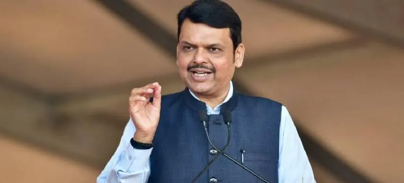 राहुल गांधींच्या पुण्यातील कार्यक्रमावर फडणवीसांचा गंभीर आरोप; पैसे देऊन मुलं-इन्फ्लुएंसर्स आणल्याचा दावा