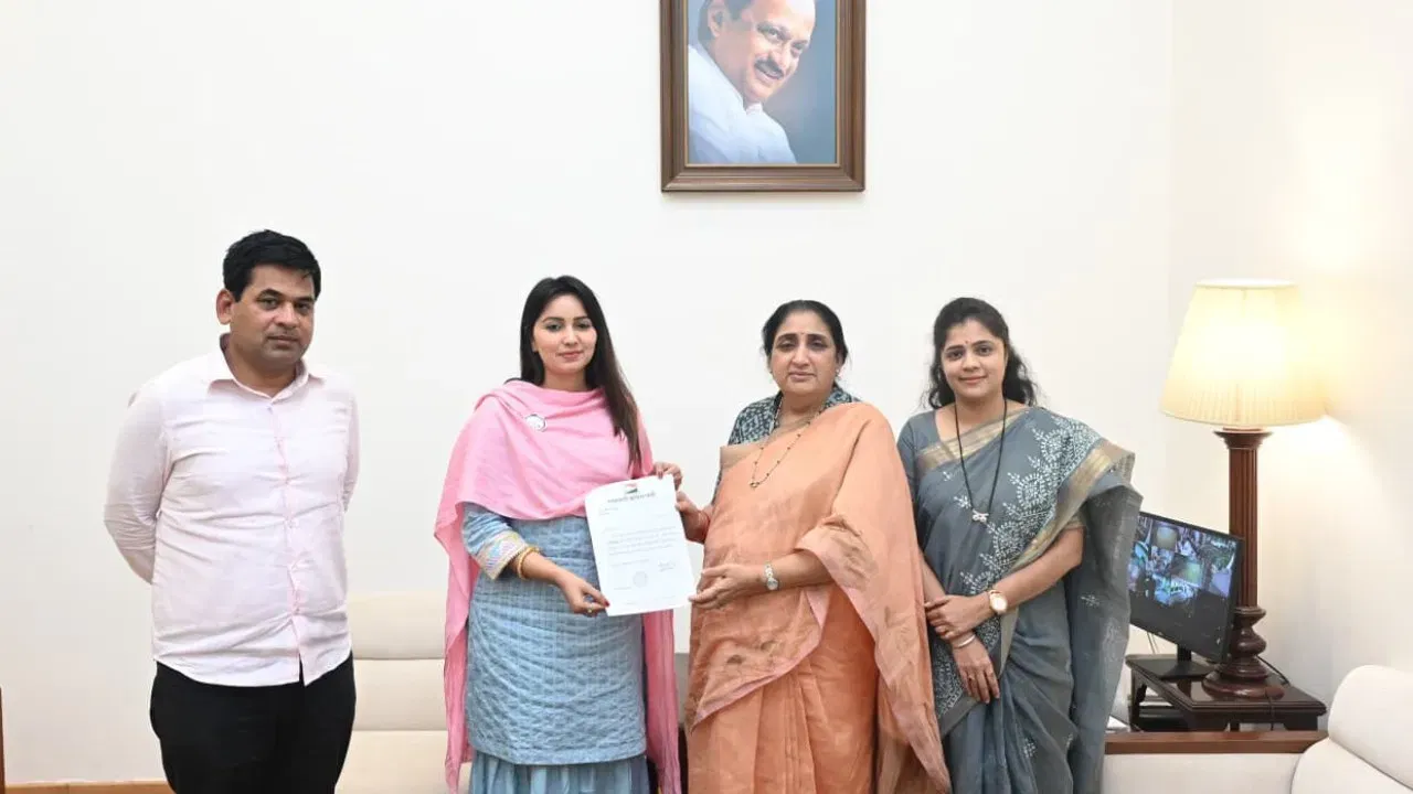 राष्ट्रवादीच्या युवती प्रदेशाध्यक्षपदी निर्मला नवले; पक्षाकडून मोठी जबाबदारी