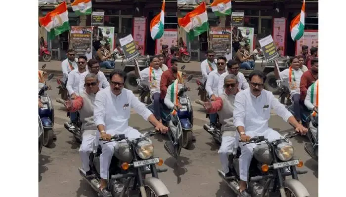 पेपरफुटी आणि बेरोजगारीवरून राष्ट्रवादी आक्रमक; पुण्यात तिरंगा दुचाकी रॅली