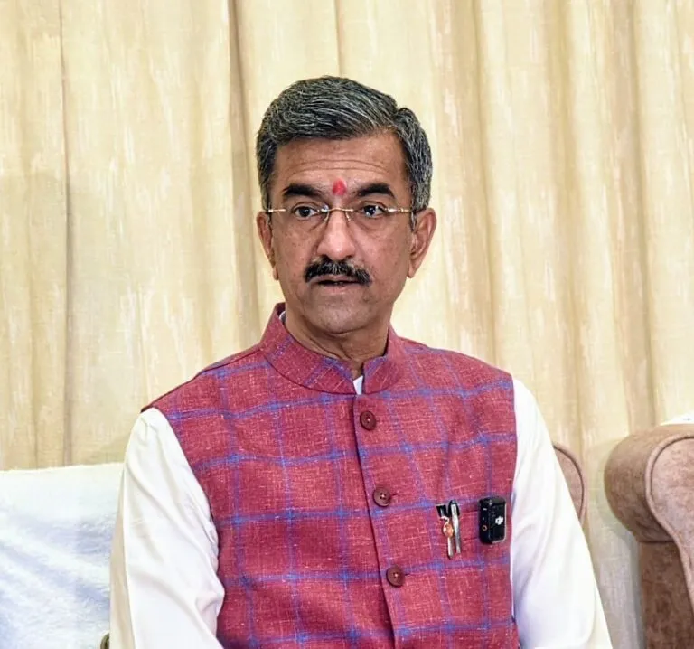 नेपाळ पुरात महाराष्ट्रातील ४ पर्यटक सुरक्षित; ३ जणांसाठी शोध मोहीम