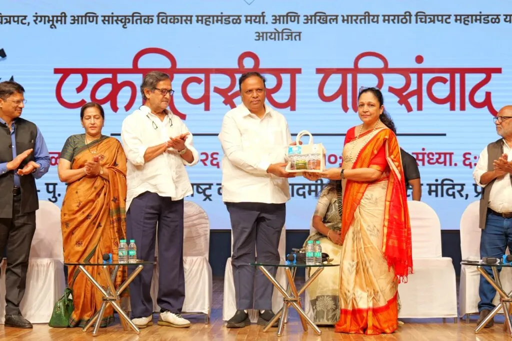 मराठी चित्रपटसृष्टीत सरकारची गुंतवणूक; ‘जेन झी’ला जोडण्याचा प्रयत्न