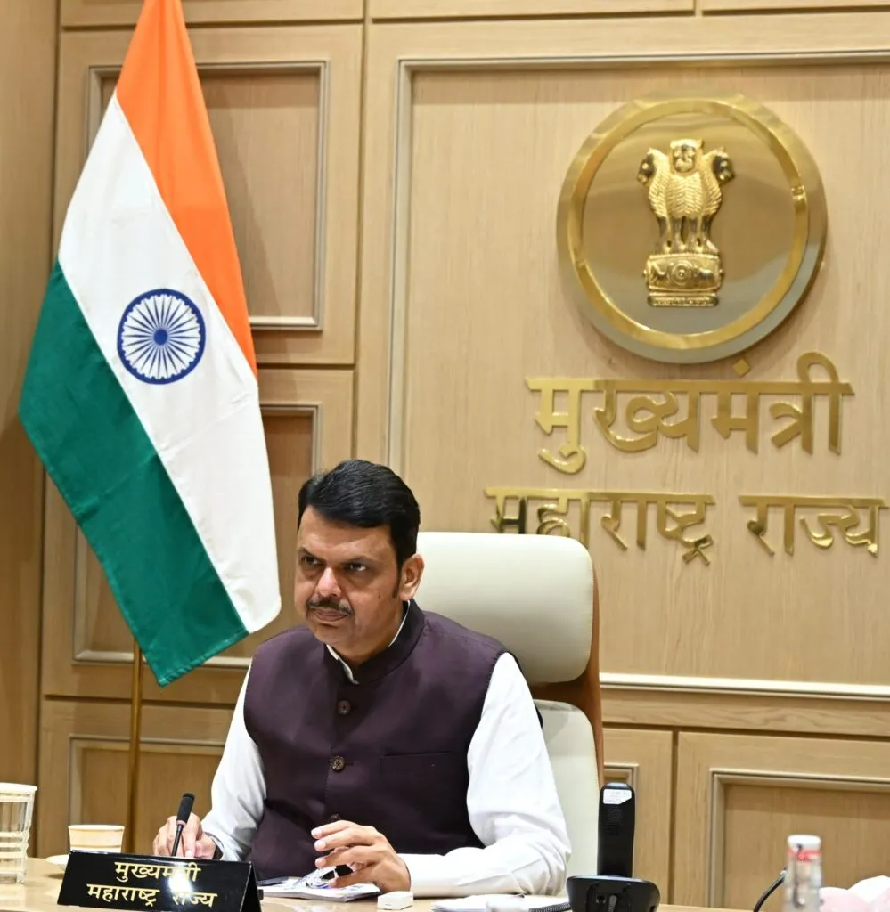 भूसंपादन प्रक्रिया वेगवान करा; औद्योगिक विकासासाठी मुख्यमंत्र्यांचे आदेश