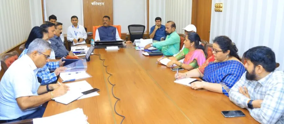 बाळासाहेब ठाकरे मराठी शिकवणी अभियानाला अभूतपूर्व प्रतिसाद; १ लाखांहून अधिक अमराठी चालकांनी शिकली व्यावसायिक मराठी