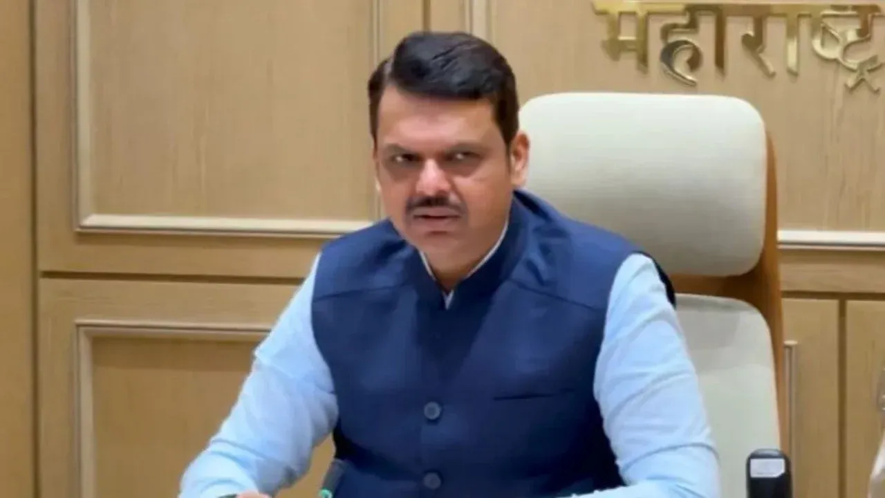 दुष्काळाच्या पार्श्वभूमीवर फडणवीसांचा जनतेला सल्ला; अनावश्यक खर्च टाळा, पाणी जपून वापरा