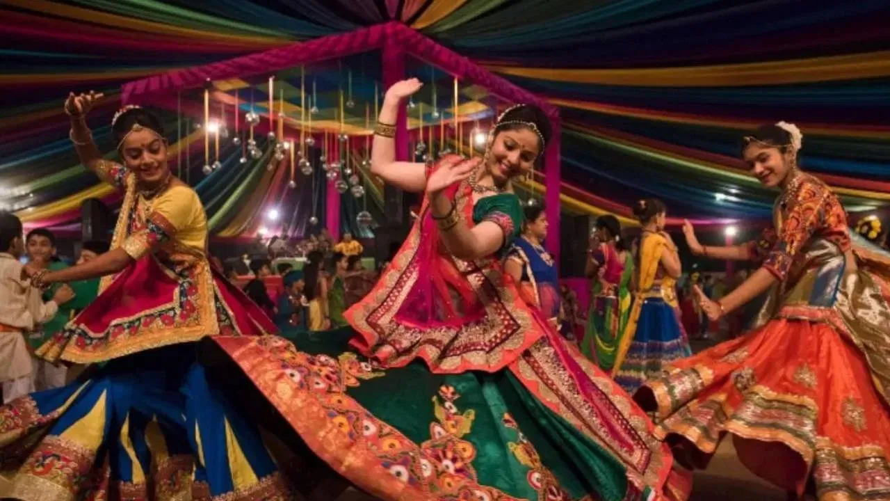 गरब्यात मुलींची बोली लावल्याचा आरोप; संभाजी ब्रिगेड आक्रमक, आयोजकांना इशारा