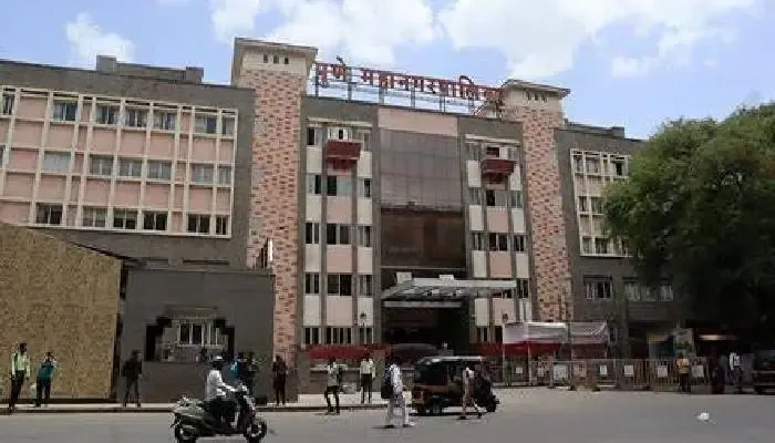 पुणे महापालिकेचा दणका; गणेशोत्सवातील आरोग्य-हिरकणी कक्षांच्या ४ निविदा रद्द
