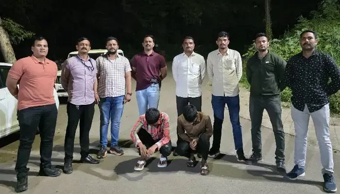 पुणे पोलिसांचा ‘मिशन क्रॅकडाऊन’ यशस्वी; चंदन नगरमध्ये दोन गावठी पिस्तुलांसह दोघे जेरबंद