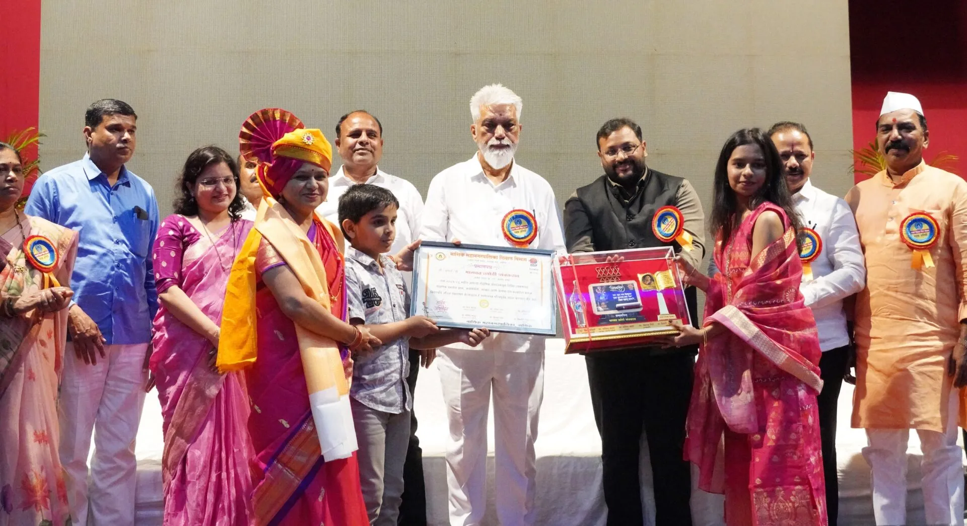 गुणवत्तापूर्ण शिक्षणासोबत संस्कारक्षम पिढी घडवा; दादाजी भुसे यांचे शिक्षकांना आवाहन
