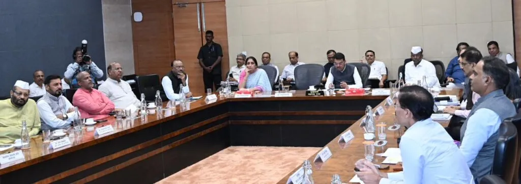 सुट्या खाद्यतेल विक्रेत्यांना दिलासा; कायद्यातील बदलांसाठी वर्षभराची मुभा