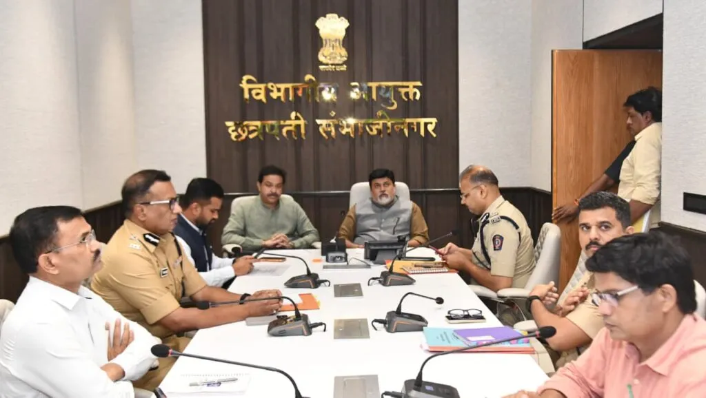 मराठा आरक्षणावर मोठी बैठक; कुणबी प्रमाणपत्रातील अडचणी दूर करण्यावर समितीचा भर
