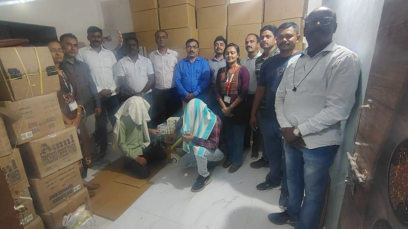 फुरसुंगीत सुगंधित तंबाखू बनविणाऱ्या कारखान्यावर छापा; 31.91 लाखांचा मुद्देमाल जप्त, दोघांना अटक