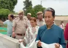 मेदांता रुग्णालयातून डिस्चार्ज मिळताच सोनम वांगचुक राजघाटावर; महात्मा गांधींना आदरांजली वाहत व्यक्त केली कृतज्ञता"
