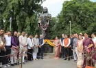 पुणे विद्यापीठात सावित्रीबाईंच्या विचारांचा जागर; २८ ज्ञानशिल्पांचे लोकार्पण