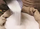सणासुदीत महागाईचा तडाखा; डाळींसह साखरेचे दर वाढल्याने मिठाई महागणार