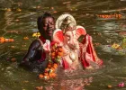 पीओपी गणेशमूर्ती विसर्जनावर उच्च न्यायालयाचे नवे निर्देश; ६ फुटांपर्यंतच्या मूर्ती कृत्रिम तलावातच