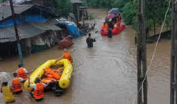 गुजरातमध्ये अडकले जालना आणि संभाजीनगरचे पर्यटक; एनडीआरएफ आणि हेलिकॉप्टरच्या मदतीने प्राण वाचवले