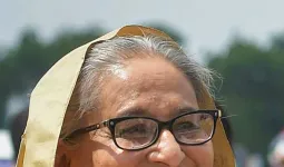 भारतातून बांगलादेशात परतण्याची शेख हसीनांची तयारी; आत्मसमर्पणाची व्यक्त केली इच्छा