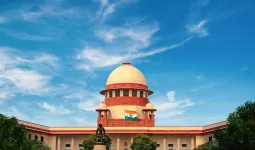 विमा नसलेल्या वाहनांना पेट्रोल-डिझेल बंद करण्याचे सर्वोच्च न्यायालयाचे निर्देश