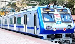 मुंबई लोकलचा ताफा वाढणार; २३८ एसी लोकलची निर्मिती सुरू