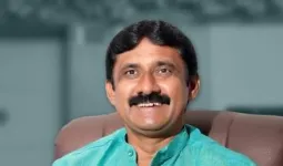दूध भेसळ प्रकरणाला नवे वळण; देवदत्त निकम यांच्या समर्थनार्थ समर्थक आक्रमक