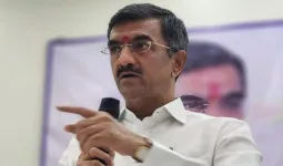सातारा पालक मंत्रिपदाचा निर्णय वरिष्ठांच्या हाती; देसाईंची सावध भूमिका