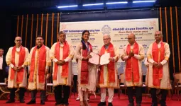नोकरी शोधू नका, नोकऱ्या निर्माण करा; राज्यपालांचा अभियंत्यांना संदेश