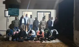 वाईत १२ मद्यपींवर गुन्हे; सार्वजनिक ठिकाणी मद्यपान करणाऱ्यांवर पोलिसांचा दणका