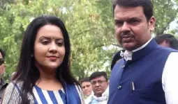 देवेंद्र फडणवीस दिल्लीला जाणार की महाराष्ट्रातच? अमृता फडणवीसांनी स्पष्ट केली भूमिका