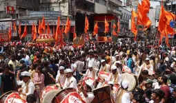 पुण्यात ३३ तासांत गणेश विसर्जन मिरवणूक पूर्ण! मानाचे गणपती व 'दगडूशेठ' हलवाईंच्या विसर्जनाची वेळ काय होती?  
