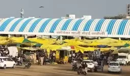वाघोलीत ३५ वर्षीय व्यक्तीची निर्घृण हत्या; आधी कारने धडक, नंतर लोखंडी पाईपने हल्ला, ८ जण गजाआड