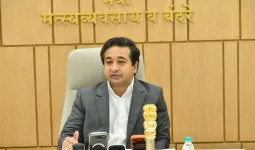 ‘मत्स्यसंपदा’ योजनेला गती; ऑनलाइन प्रणाली येईपर्यंत ऑफलाइन प्रस्ताव स्वीकारा, राणेंचे निर्देश
