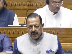 नीट पेपरफुटीनंतर मोठा निर्णय! लोकसभेत परीक्षा सुधारणा विधेयक २०२६ मंजूर