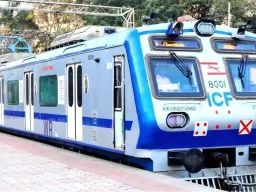 मुंबई लोकलचा ताफा वाढणार; २३८ एसी लोकलची निर्मिती सुरू
