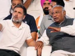 जातगणनेच्या प्रक्रियेवर काँग्रेसचा आक्षेप; प्रश्नावली बदलण्याची खर्गे-राहुल गांधींची मागणी