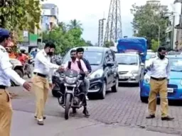 पुणे वाहतूक पोलिसांचा महापालिकेला ‘अलर्ट’ खड्डे, कोंडीवर तातडीने उपायांचे निर्देश