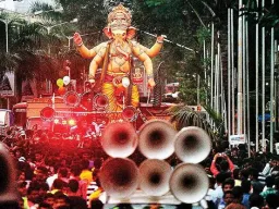 गणेशोत्सवात नियमभंग करणाऱ्यांवर सातारा पोलिसांचा बडगा; दोन मंडळांवर गुन्हे