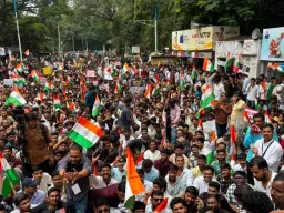 एमपीएससी अध्यक्ष-सचिवांच्या राजीनाम्या साठी पुण्यात विद्यार्थ्यांचा महाआक्रोश 