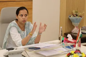 घनकचरा व्यवस्थापनासाठी ‘क्लस्टर’ पद्धत; आदिती तटकरेंची नवी संकल्पना