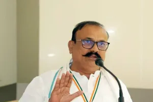 सुनेत्रा पवारांवरील आक्षेपार्ह वक्तव्य भोवले; काँग्रेस प्रदेशाध्यक्षांवर कारवाईची मागणी